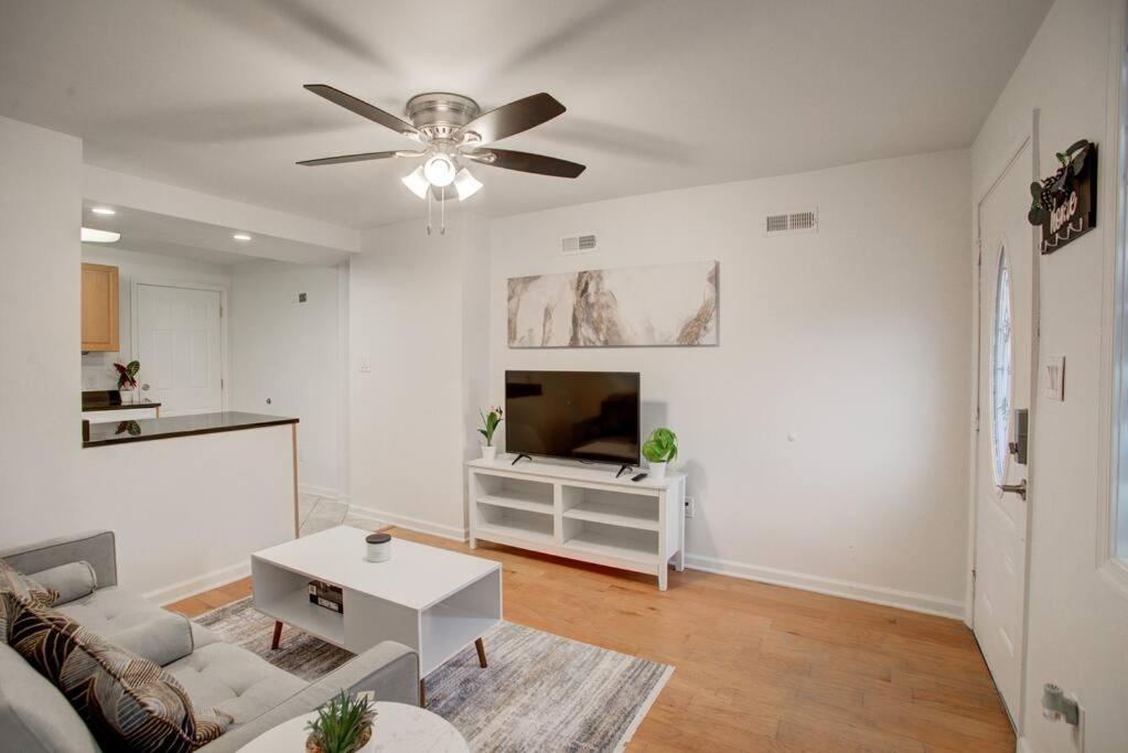 Cozy Lux 3Bd House Heart Of Fishtown Sleeps 8 Apartment Филаделфия Екстериор снимка